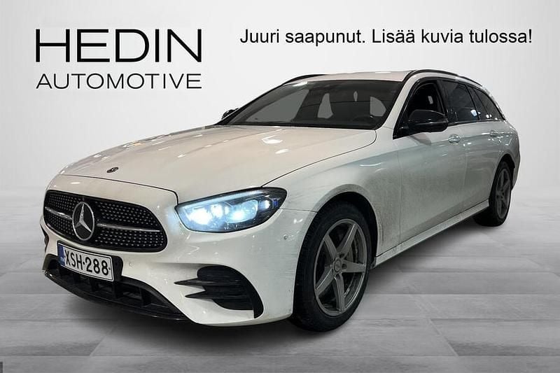 Valkoinen Käytetty 2021 Mercedes E300 AMG Farmari | 30 800 € (Hyvä tarjous) - Kuva 1/3