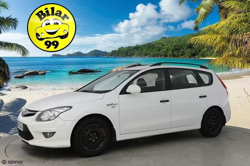 Käytetty Hyundai i30 Classic 90 HP (66 kW) 2011 Farmari