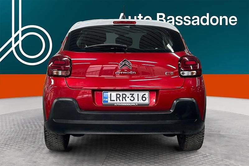 Käytetty Citroën C3 PureTech 110 HP (80 kW) 2022 Viistoperä