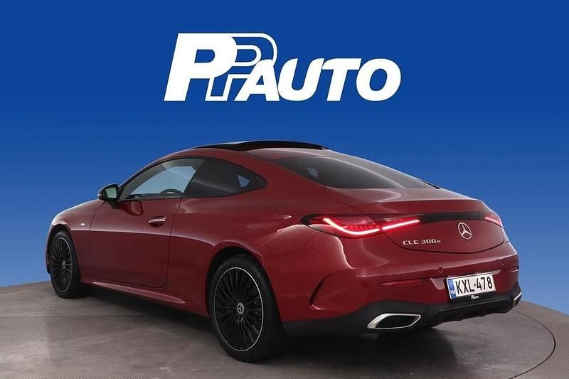 Käytetty Mercedes CLE300 AMG line 204 HP (150 kW) 2024 Punainen Coupe - kaksiovinen