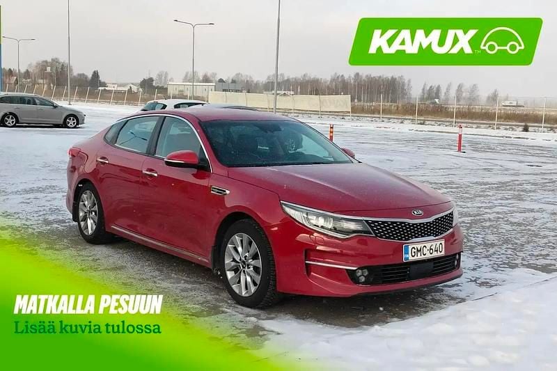 Käytetty Kia Optima Premium 141 HP (103 kW) 2016 Punainen Sedan