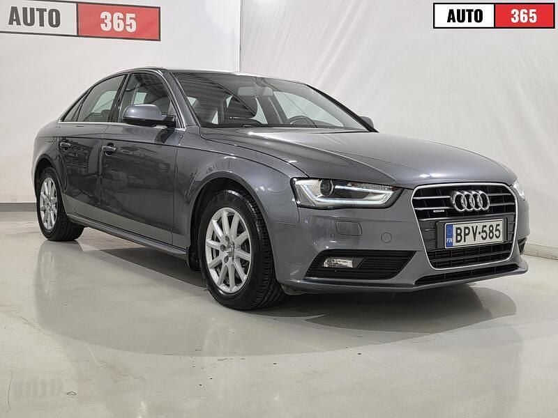 Käytetty Audi A4 211 HP (155 kW) 2012 Sedan