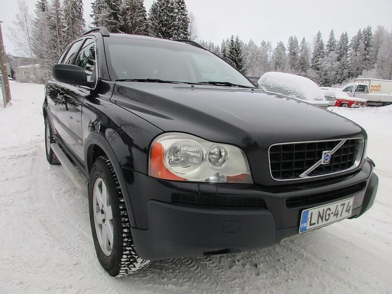 Käytetty Volvo XC90 209 HP (153 kW) 2003 Katumaasturi