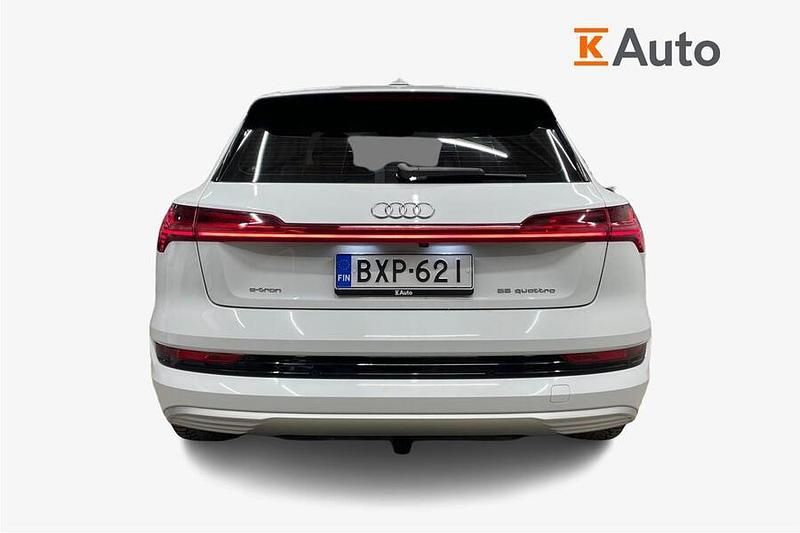 Käytetty Audi e-tron Advanced Plus 300 kW (408 HP) 2019 Katumaasturi