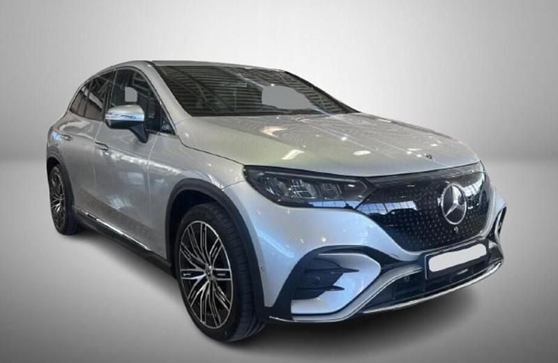 Hopea Käytetty 2025 Mercedes EQE350 AMG Katumaasturi | 73 800 € (Hieman kallis) - Kuva 1/3