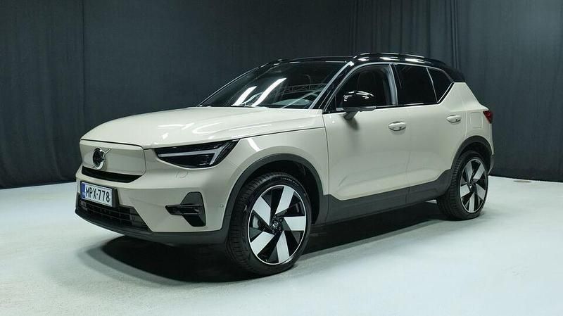 Uusi 2025 Volvo EX40 Ultra Katumaasturi | 58 900 € - Kuva 1/3