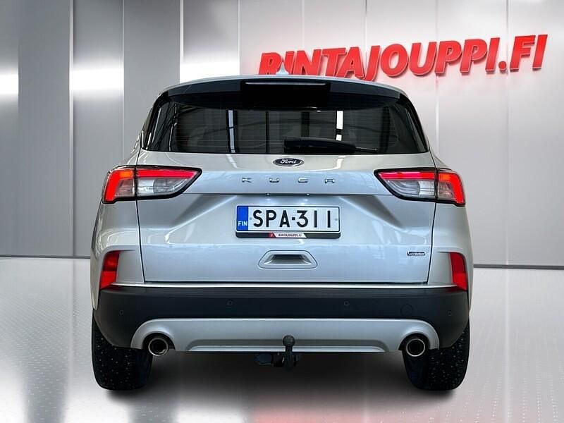 Käytetty Ford Kuga Titanium 224 HP (164 kW) 2021 Katumaasturi