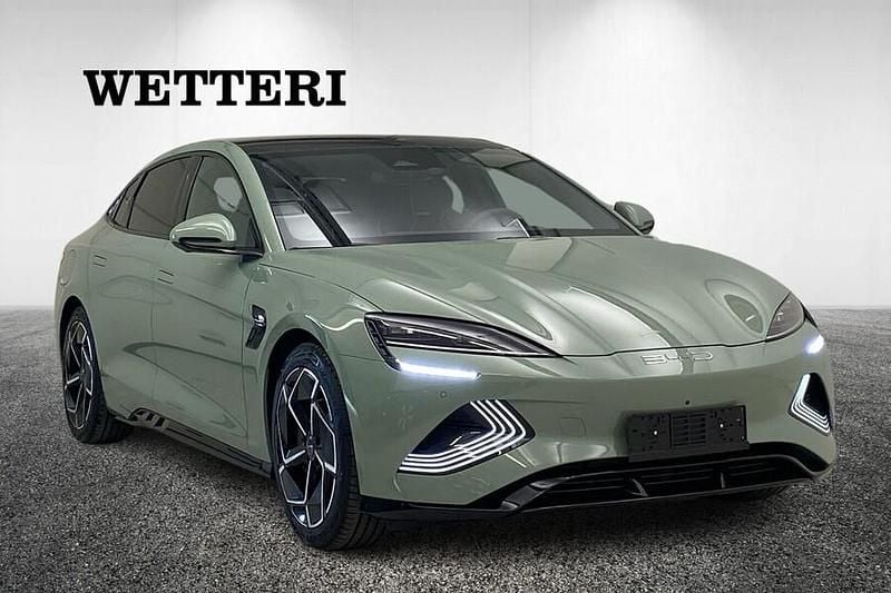 Käytetty 2025 BYD Seal Sedan | 46 500 € (Perustarjous) - Kuva 1/4