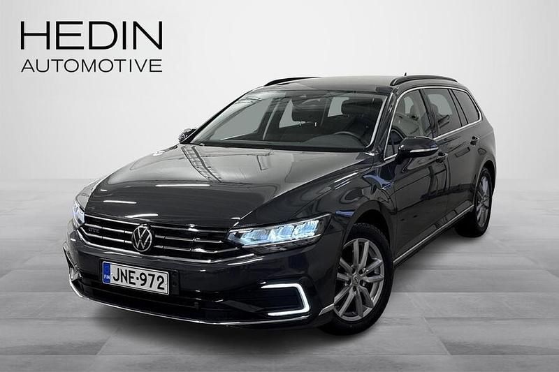 Käytetty VW Passat Business 218 HP (160 kW) 2021 Farmari