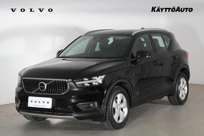 Käytetty Volvo XC40 Business Edition 129 HP (94 kW) 2021 Musta Katumaasturi
