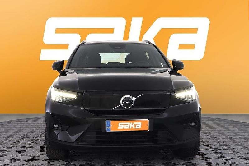 Käytetty Volvo XC40 Plus 300 kW (408 HP) 2023 Katumaasturi