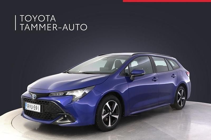 Sininen Käytetty 2024 Toyota Corolla Active Farmari | 29 980 € (Hieman kallis) - Kuva 1/3