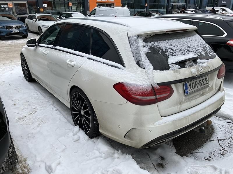 Käytetty Mercedes C250 AMG 204 HP (150 kW) 2015 Farmari