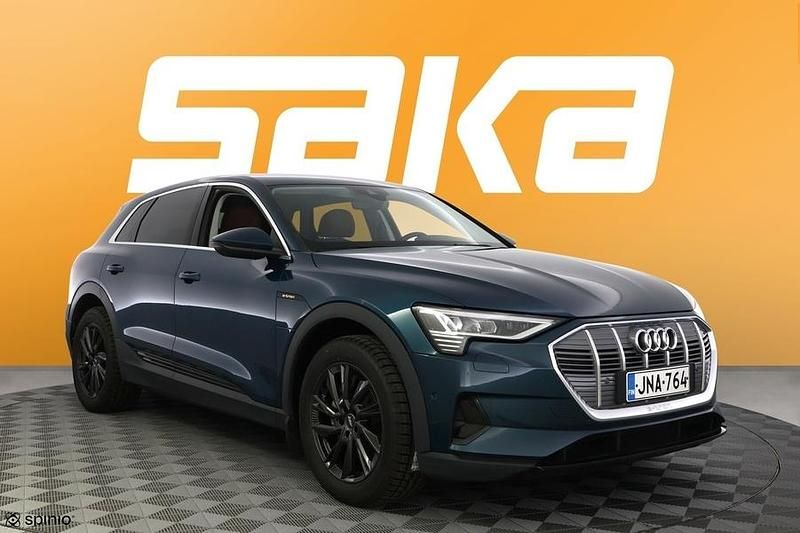 Käytetty 2020 Audi e-tron Katumaasturi | 24 570 € (Perustarjous) - Kuva 1/3