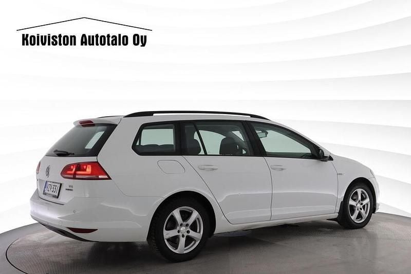 Käytetty VW Golf VII Comfortline 110 HP (80 kW) 2015 Farmari