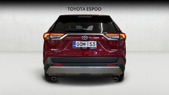 Käytetty Toyota RAV4 Active 176 HP (129 kW) 2021 Punainen Katumaasturi
