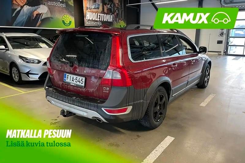 Käytetty Volvo XC70 Summum 222 HP (163 kW) 2011 Punainen Katumaasturi