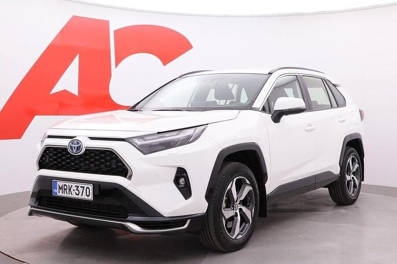 Valkoinen Käytetty 2025 Toyota RAV4 Hybrid Active Katumaasturi | 52 990 € (Hieman kallis) - Kuva 1/4