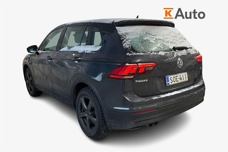 Käytetty VW Tiguan Trendline 150 HP (110 kW) 2018 Harmaa Katumaasturi