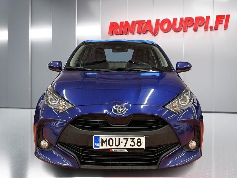 Käytetty Toyota Yaris Hybrid Multidrive S 125 HP (91 kW) 2022 Viistoperä