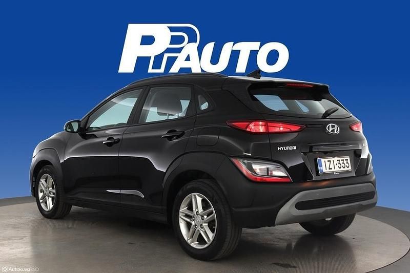 Käytetty Hyundai Kona Comfort 120 HP (88 kW) 2021 Musta Katumaasturi
