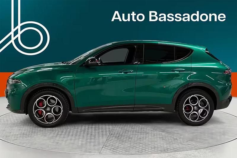 Käytetty Alfa Romeo Tonale Edizione Speciale 131 HP (96 kW) 2024 Katumaasturi