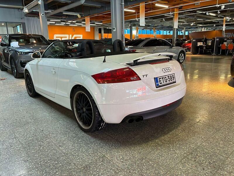 Käytetty Audi TT Roadster 200 HP (147 kW) 2009 Avoauto