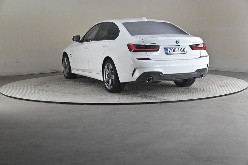 Käytetty BMW 330e M Sport 292 HP (214 kW) 2022 Sedan