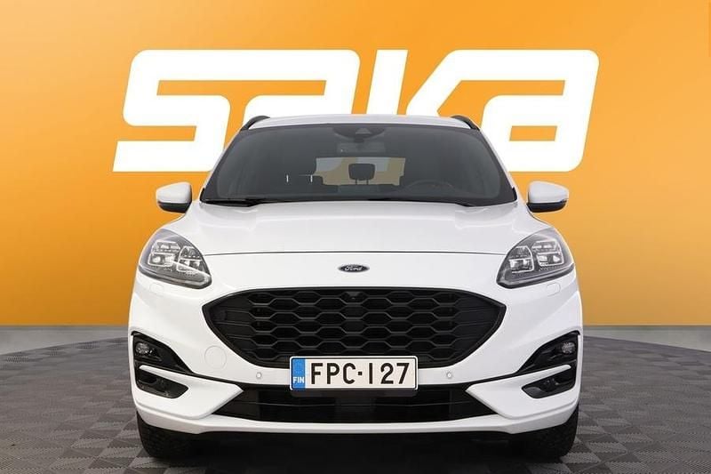 Käytetty Ford Kuga ST-Line X 190 HP (139 kW) 2023 Katumaasturi