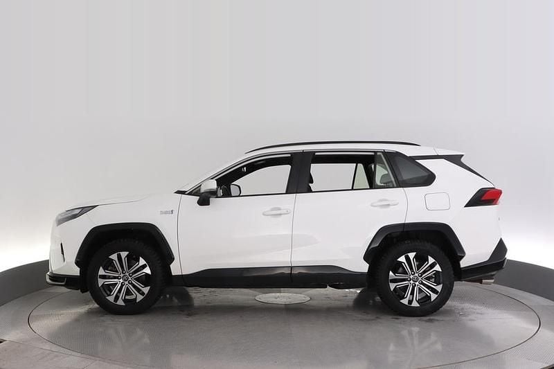 Käytetty Toyota RAV4 Hybrid Active 306 HP (225 kW) 2023 Valkoinen Katumaasturi