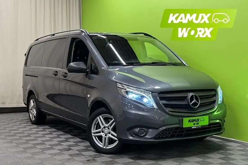 Käytetty Mercedes Vito 190 HP (139 kW) 2017 Hopea / harmaa Van