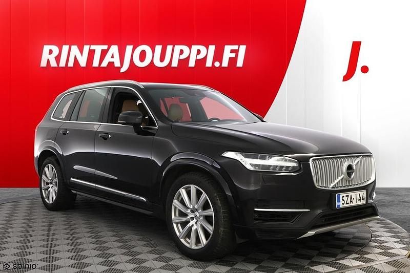 Musta Käytetty 2015 Volvo XC90 Inscription Katumaasturi | 25 900 € (Kallis) - Kuva 1/3