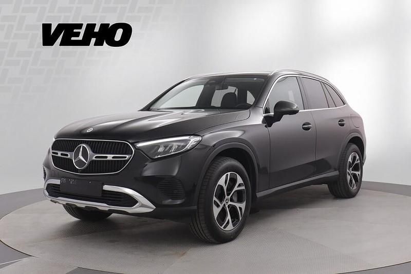 Käytetty 2024 Mercedes GLC300e Katumaasturi | 64 400 € (Perustarjous) - Kuva 1/4