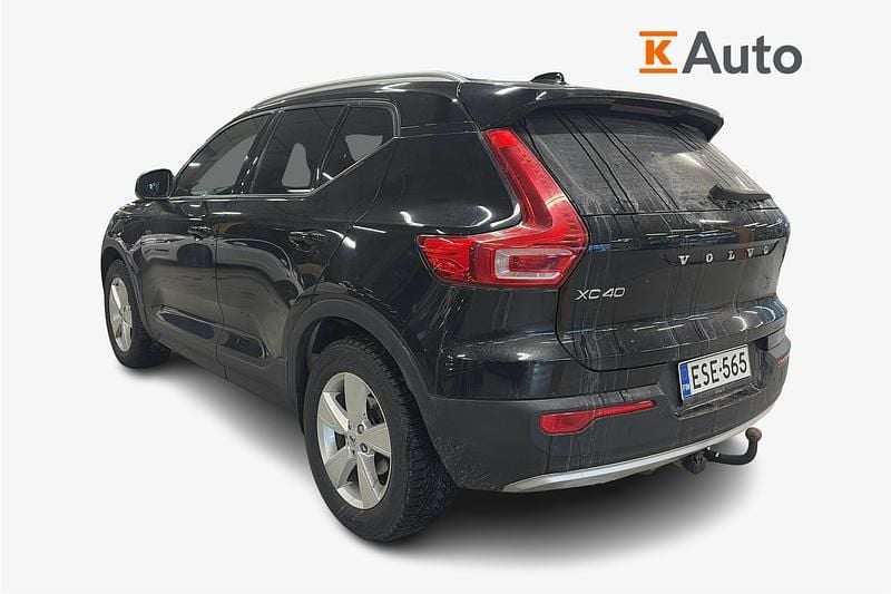 Käytetty Volvo XC40 Business Edition 163 HP (119 kW) 2020 Musta Katumaasturi
