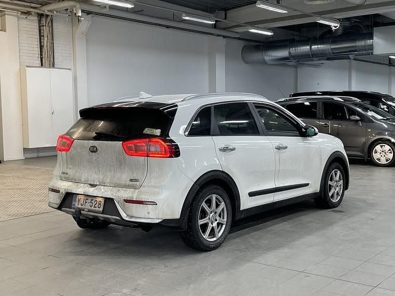 Käytetty Kia Niro EX 105 HP (77 kW) 2017 Katumaasturi