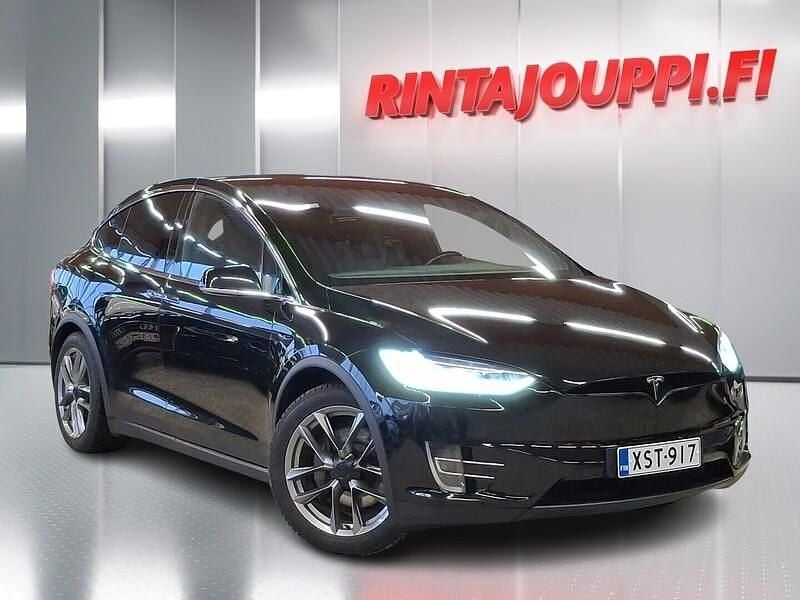 Käytetty Tesla Model X 244 kW (332 HP) 2017 Musta Katumaasturi