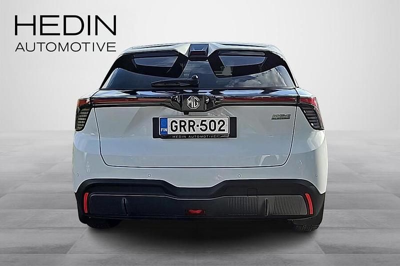 Uusi MG MG4 EV Luxury 150 kW (204 HP) 2025 Viistoperä