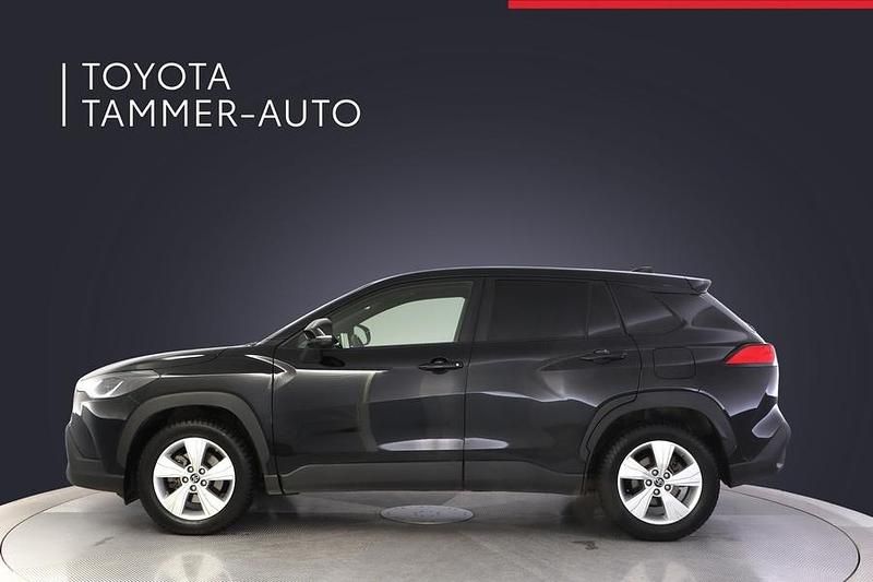 Käytetty Toyota Corolla Cross Active 197 HP (144 kW) 2023 Musta Katumaasturi