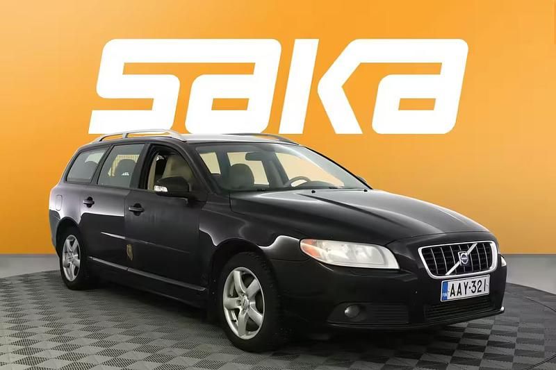 Käytetty Volvo V70 Momentum 185 HP (136 kW) 2007 Farmari