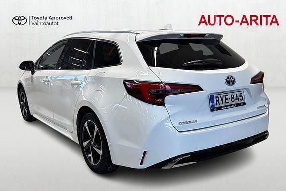 Käytetty Toyota Corolla Edition 196 HP (144 kW) 2023 Valkoinen Farmari