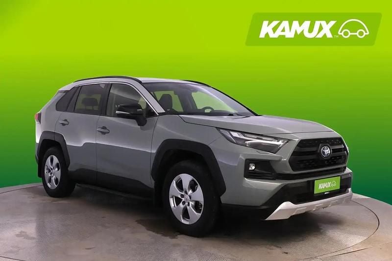 Käytetty Toyota RAV4 Hybrid 178 HP (130 kW) 2022 Katumaasturi