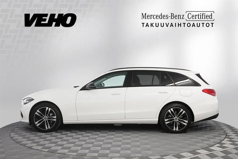 Käytetty Mercedes C300e Avantgarde 211 HP (155 kW) 2022 Valkoinen Farmari