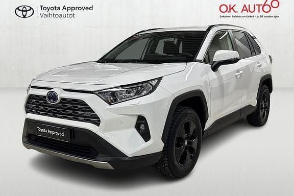Valkoinen Käytetty 2025 Toyota RAV4 Active Katumaasturi | 43 990 € (Hyvä tarjous) - Kuva 1/4