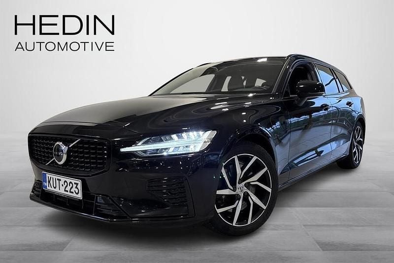 Musta Käytetty 2023 Volvo V60 Performance Farmari | 37 390 € (Perustarjous) - Kuva 1/4