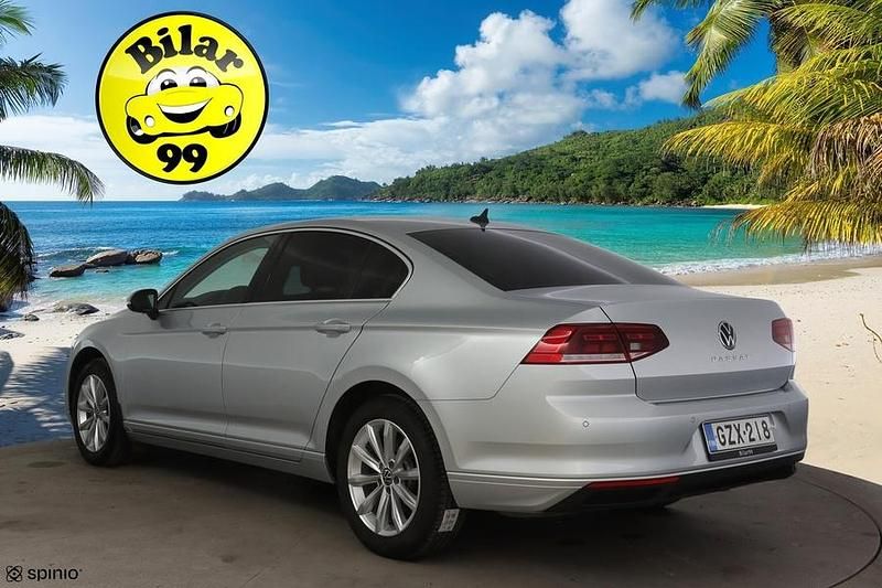 Käytetty VW Passat Style 150 HP (110 kW) 2021 Sedan