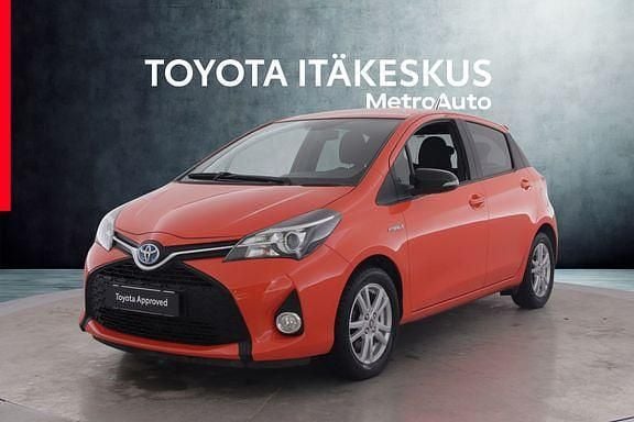 Oranssi Käytetty 2017 Toyota Yaris Viistoperä | 13 490 € (Hyvä tarjous) - Kuva 1/4