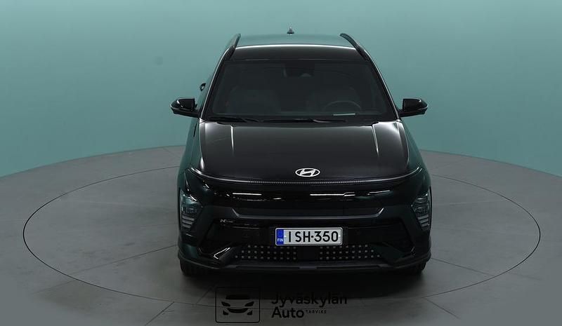 Käytetty Hyundai Kona N Line 160 kW (218 HP) 2025 Musta Katumaasturi