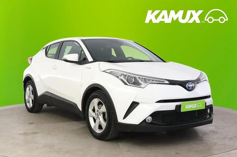Valkoinen Käytetty 2017 Toyota C-HR Active Katumaasturi | 17 880 € (Perustarjous) - Kuva 1/4