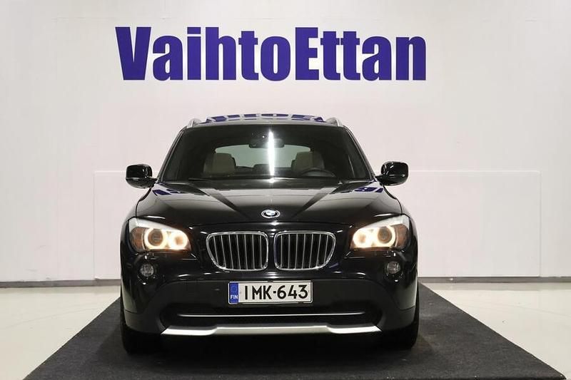 Käytetty BMW X1 204 HP (150 kW) 2011 Musta Katumaasturi