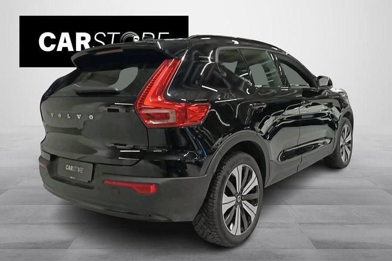 Käytetty Volvo EX40 Plus 185 kW (252 HP) 2025 Katumaasturi